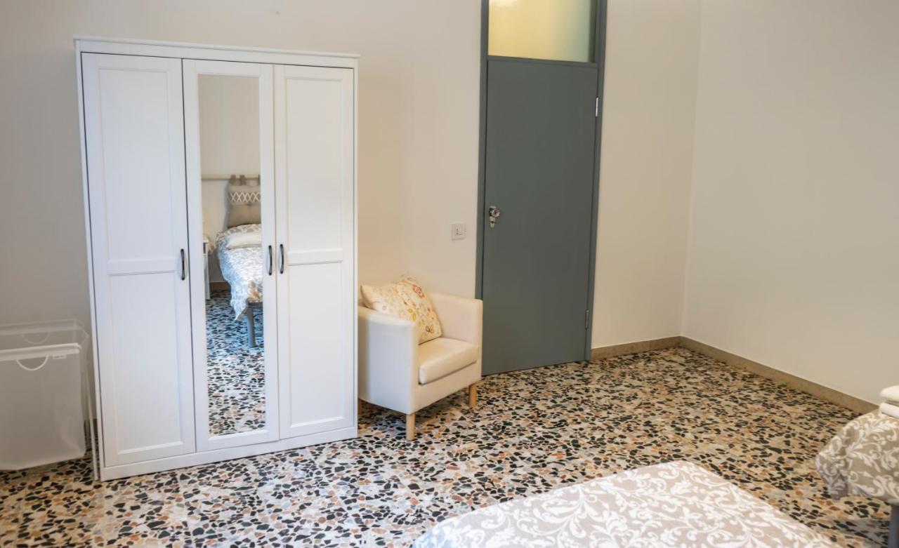 Family Dream Dante Apartment Ravenna Exterior photo